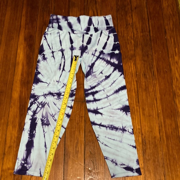 NWT Pink Seamless High Waist 7/8 Workout Tight - Blue Breeze Spiral Tie Dye - Picture 12 of 13